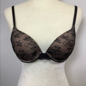 VS Biofit, unlined, full coverage black lace. Sz 36B